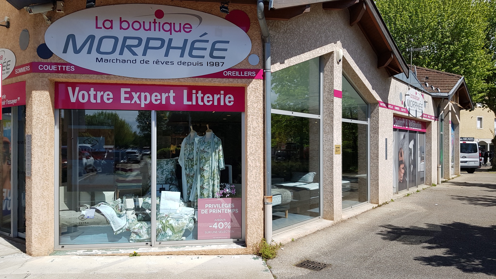 Vitrine Morphée Literie Meximieux